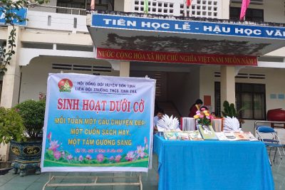 Hoạt động thư viện chào mừng ngày thành lập quân đội nhân dân Việt Nam